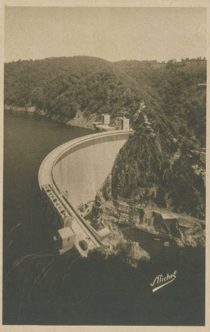 Liginiac : "Gorges de la Dordogne - 7236 Barrage de Marège - Le Rocher".