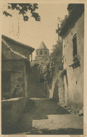 Beaulieu-sur-Dordogne : "Beaulieu-sur-Dordogne (Corrèze) - Vieille rue".