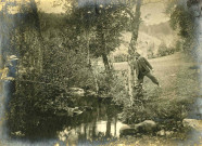 Forgès : Monsieur Devaux à la pêche.