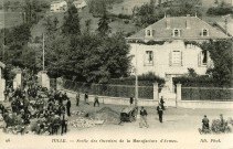 "96 Tulle. - Sortie des ouvriers de la Manufacture d'Armes".