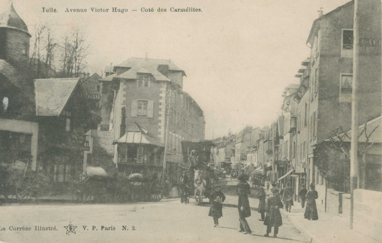 Tulle : "Tulle. Avenue Victor Hugo - Coté des Carmélites. la Corrèze illustré. N.2.". (sic)
