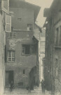 Tulle : "43 - Tulle. La rue des quatre-vingts marches.".