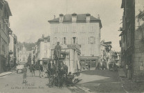 Tulle : "58 Tulle - La place de l'ancienne poste".