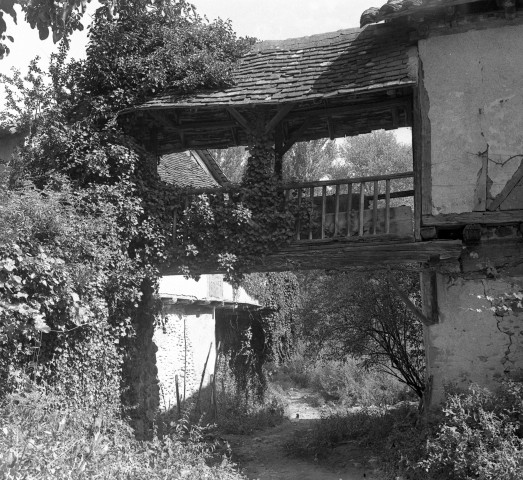Porche-passerelle.