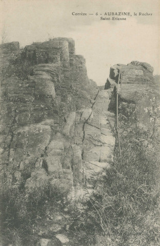 Aubazine : "Corrèze - 6 - Aubazine, le rocher Saint-Etienne".