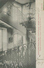 Tulle : "Grand Hôtel Notre Dame - Tulle (Corrèze) - Joubert, propriétaire - Escalier intérieur de l'hôtel, rampe en fer forgé du XVIe siècle".
