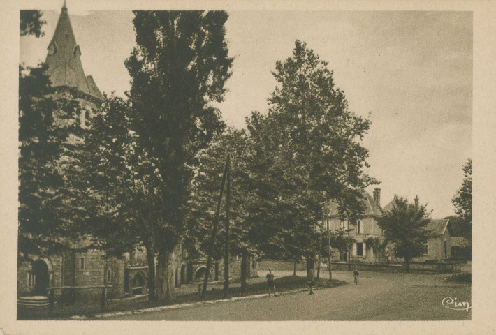 Ayen : "Ayen (Corrèze)- l'église et l'école".
