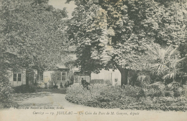 Juillac : "Corrèze - 19. Juillac - Un coin du parc de M. Gouyon, député". [1914-1919].