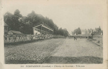 Arnac-Pompadour : "318 - Pompadour (Corrèze) - Champ de courses - tribunes".