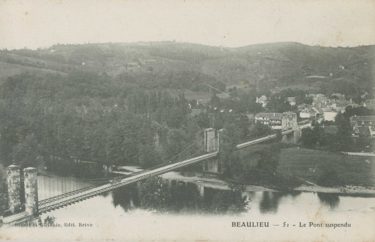 Beaulieu-sur-Dordogne : "Beaulieu - 51 - Le pont suspendu".