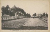 Arnac-Pompadour : "318 - Pompadour (Corrèze) - Champ de courses - tribunes".