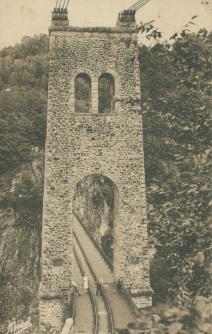 Lapleau : "La Corrèze touristique - 433. Gorges de la Luzège - Lapleau - Viaduc de la Roche Taillade".