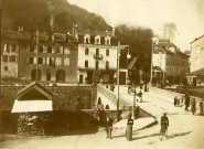 Le pont de la Barrière et la rive gauche.