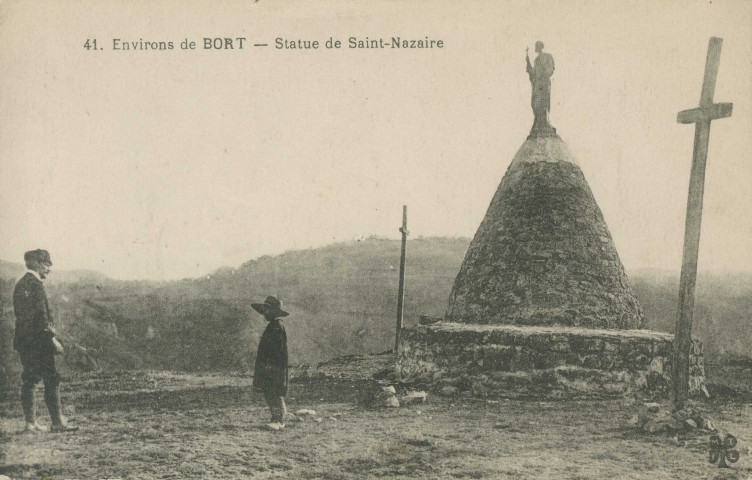 Saint-Julien-Près-Bort : "41. Environs de Bort - Statue de Saint-Nazaire".