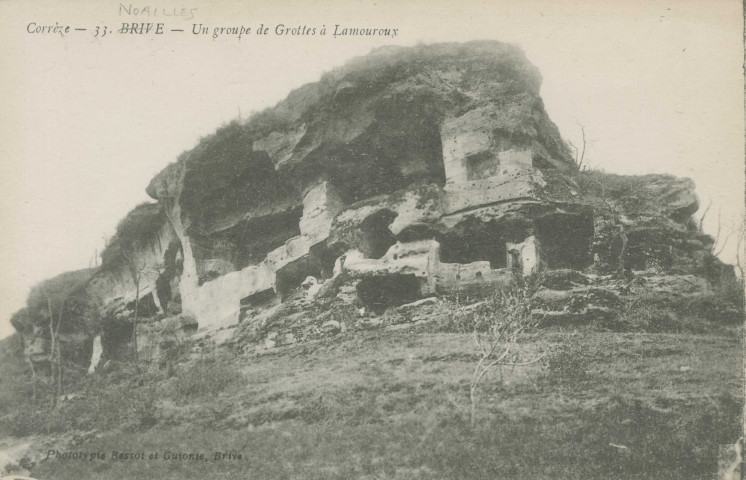 Noailles : "Corrèze - 33. Brive - Un groupe de grottes à Lamouroux".