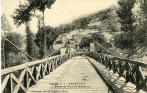 "Corrèze - 1 - Argentat. Entrée du Pont du Basteyroux".