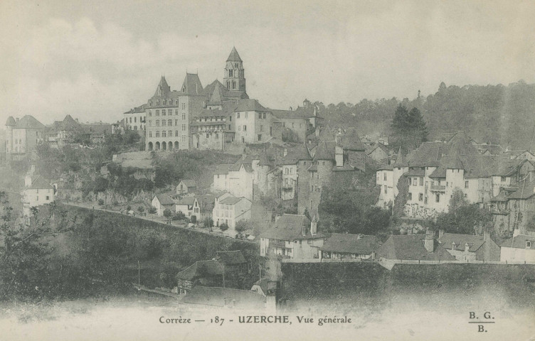 Uzerche : "Corrèze - 187 - Uzerche, vue générale".