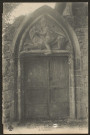 Egletons : "Corrèze - 98 - Egletons - Vieille porte provenant du château de Ventadour".