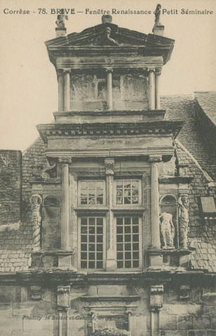 Brive-la-Gaillarde : "Corrèze - 78. Brive - Fenêtre Renaissance du petit séminaire".