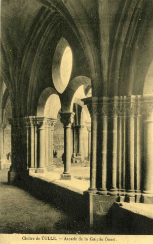 "Cloître de Tulle. - Arcade de la Galerie Ouest".