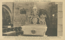 Saint-Angel : "L'Eglise-Forteresse de Saint-Angel (Corrèze). - Le Maître-Autel. - Le tombeau à le galbe élégant de la commode Régence. Tabernacle : l'urne corrézienne avec tailloir à rosettes. Gloire allongée, avec couronne et têtes ailées d'Angelots. De chaque côté, feuillage déchiqueté, tout la gamme de la rocaille - Deux anges adorateurs . Sculpture pleine de vie, de légèreté, de grâce.".