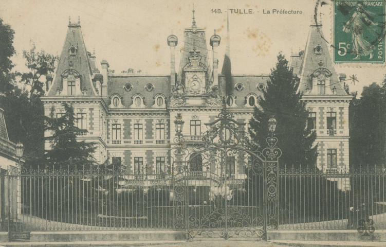 Tulle : "148. - Tulle. - La préfecture".