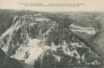 Roche-le-Peyroux : "Les gorges de la Dordogne - Usine hydro-électrique du Val Beneyte près Liginiac et Roche-le-Peyroux (Corrèze) - Vue d'ensemble".