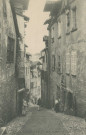 Tulle : "40 Tulle. - Vieilles maisons - Rue d'Alverge".