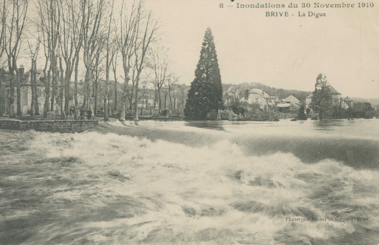 Brive-la-Gaillarde : "5 - Inondations du 30 novembre 1910 - Brive - La Corrèze et la Guierle".