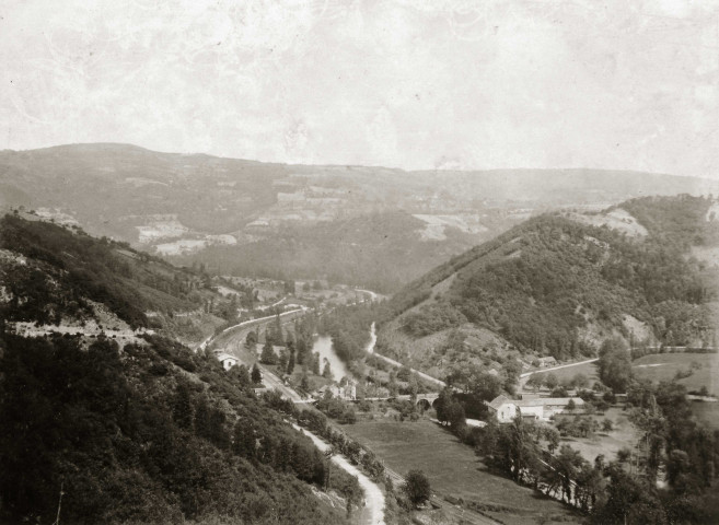 Vallée de la Corrèze, vue générale.