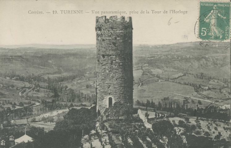 Turenne : "Corrèze. - 19. Turenne - Vue panoramique, prise de la tour de l'Horloge".