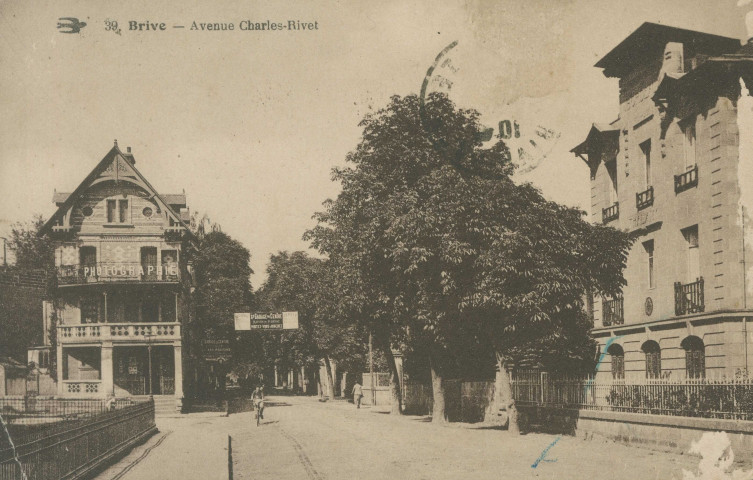 Brive-la-Gaillarde : "39. Brive - Avenue Charles-Rivet".