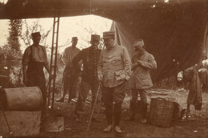 [Visite d'un campement].