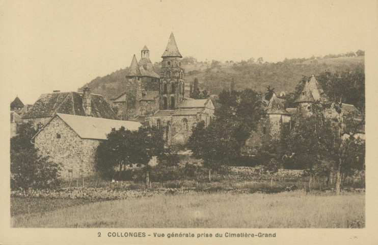 Collonges-la-Rouge : "2 Collonges - Vue générale prise du Cimetière-Grand".