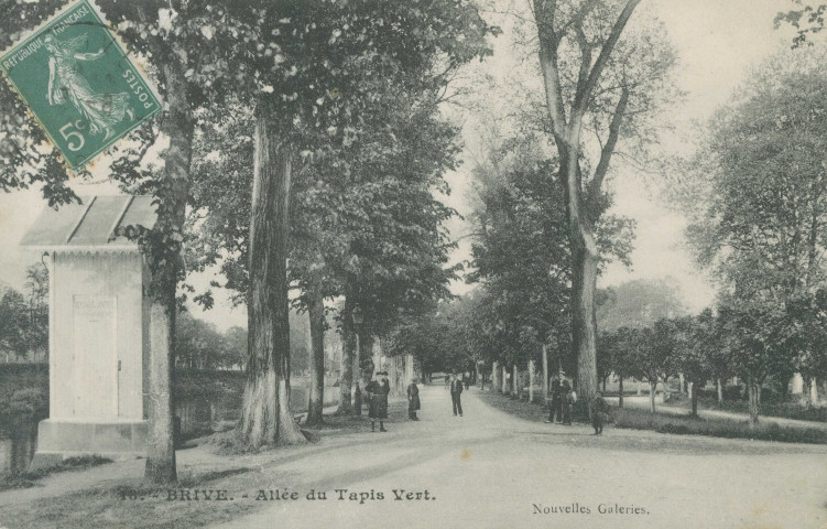 Brive-la-Gaillarde : "18. - Brive. - Allée du Tapis vert".