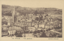 Tulle : "173. Tulle. - Vue générale". chapiteaux et manèges sont installés sur la place Gambetta.