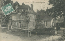 Ayen : "Corrèze - Ayen - La maison d'école".