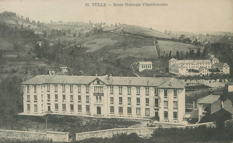 Tulle : "97. Tulle - Ecole normale d'instituteurs".