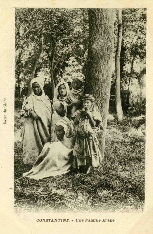 "Constantine. - Une famille arabe".