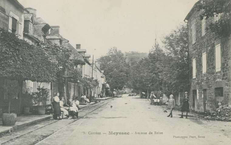 Meyssac : "9. Corrèze - Meyssac - Avenue de Brive".