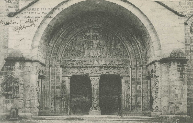 Beaulieu-sur-Dordogne : "49 - La Corrèze illustrée - Beaulieu - Portail de l'église paroissiale".
