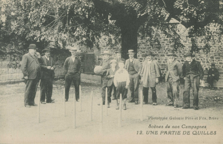Scènes de nos campagnes - 12. Une partie de quilles".