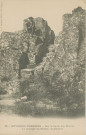 Aubazine : "32 - Environs d'Obazine - Sur le canal des moines - Le passage du rocher St-Etienne".