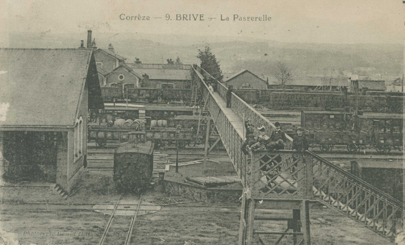 Brive-la-Gaillarde : "Corrèze - 9. - Brive - La passerelle".