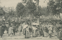 Brive-la-Gaillarde : "- Corrèze - Brive - En pleine foire, place Thiers à 1h. après midi".