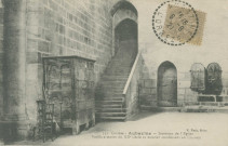Aubazine : "331. - Corrèze - Aubazine - Intérieur de l'église - Vieille armoire du XIIe siècle et escalier conduisant au couvent".