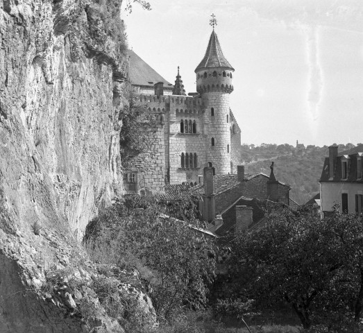 Détail de tours.