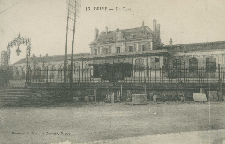 Brive-la-Gaillarde : "15. Brive - La gare".