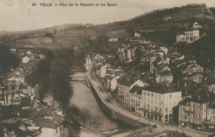 Tulle : "48 Tulle - Pont de la Bascule et les quais".