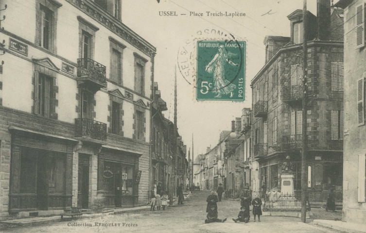 Ussel : "Ussel - Place Treich-Laplène".